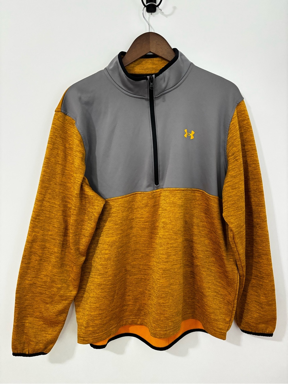 Under Armour Men’s XL Loose Quarter Zip Pullover Gold Gray Fleece Athletic